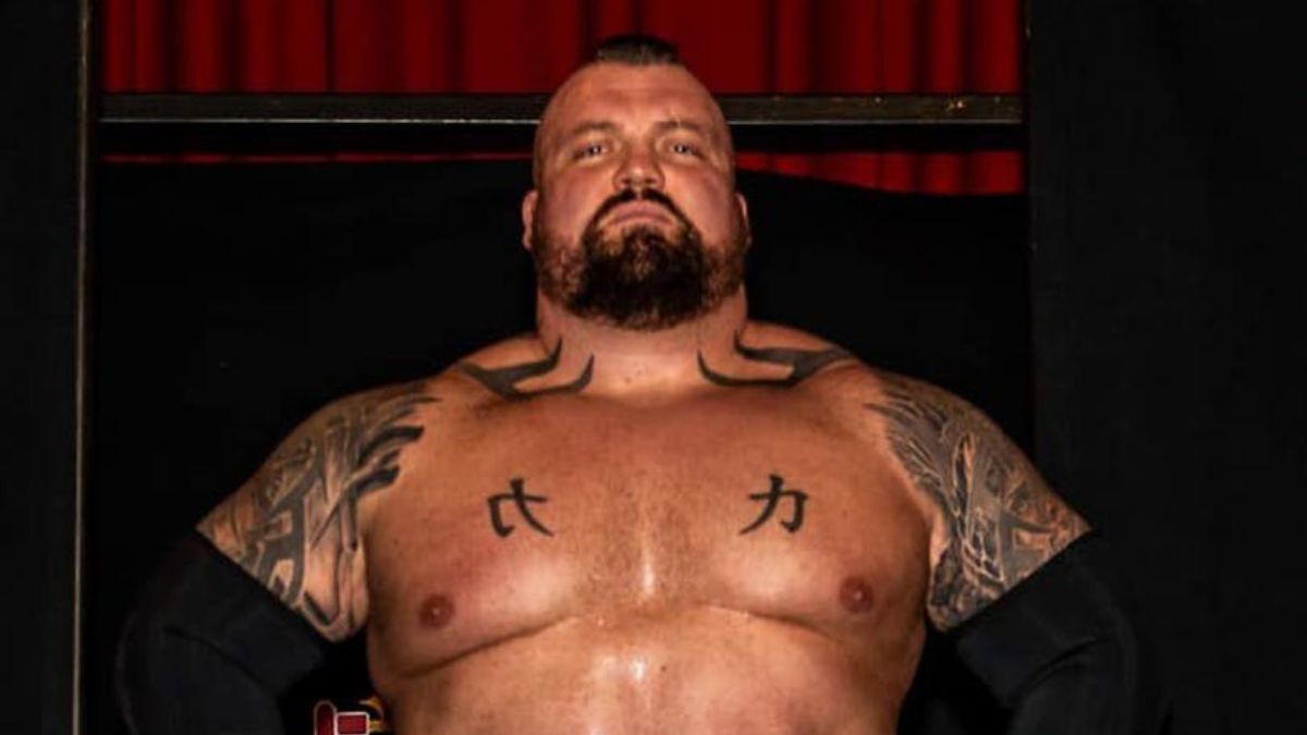 When did Eddie Hall become the World's Strongest Man, what is the