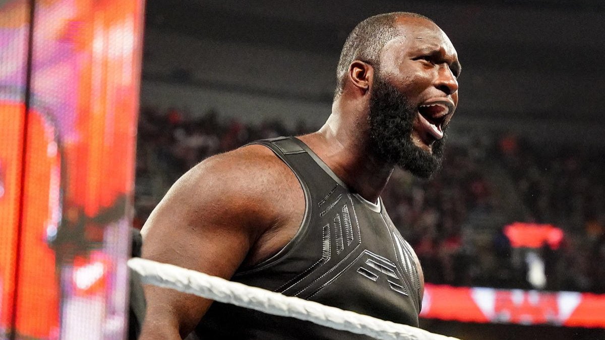 Omos Addresses Fan Criticisms Of His WWE Booking