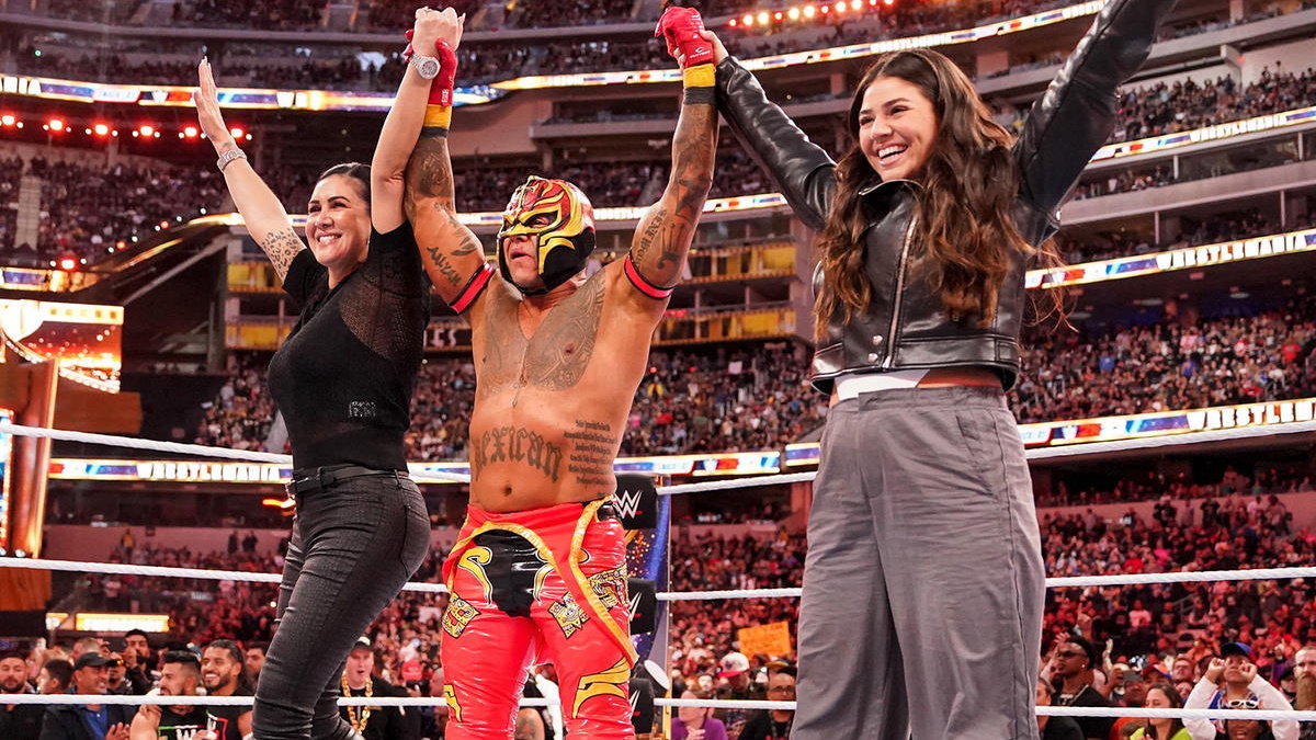 WWE's REY MYSTERIO with his wife Angie and daughter Aalyah
