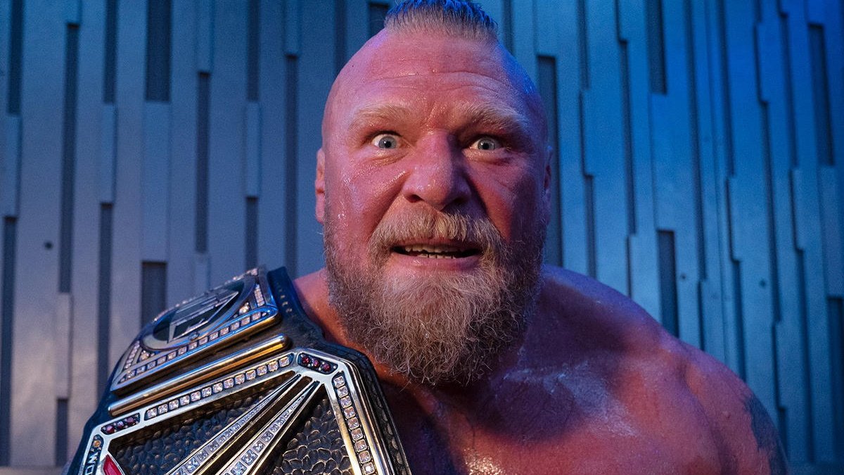 PHOTO: Brock Lesnar Wardrobe Malfunction At WWE SummerSlam 2023