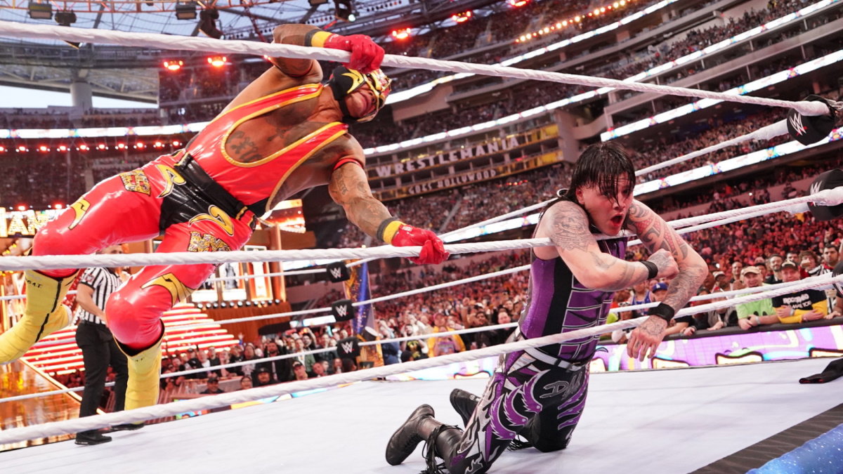 Rey Mysterio and Dominik Mysterio at WWE WrestleMania 39