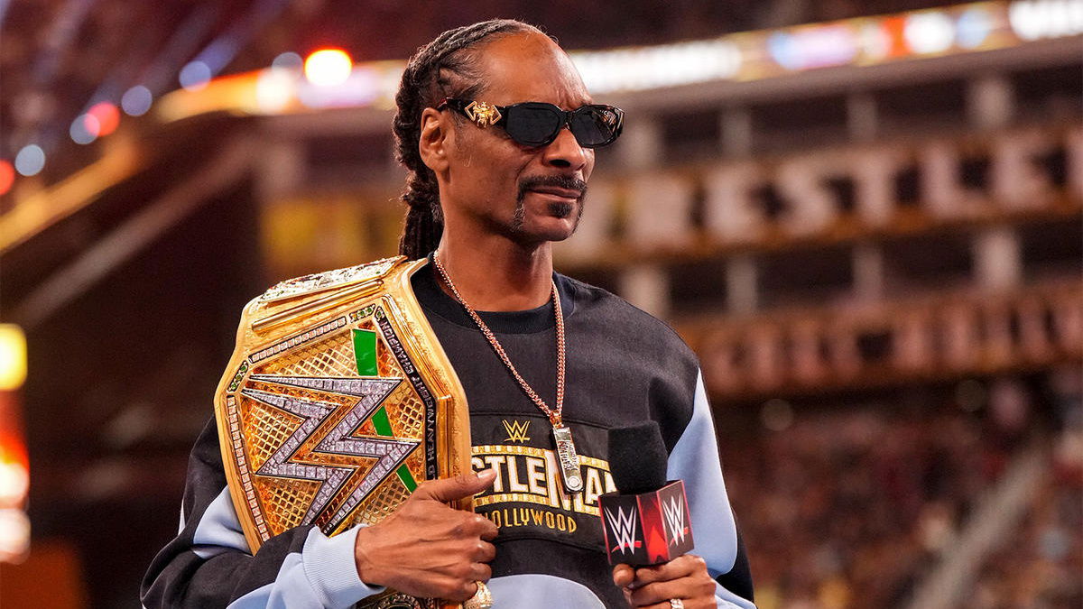 AEW Star Praises Snoop Dogg For Improvising After WrestleMania 39 ...