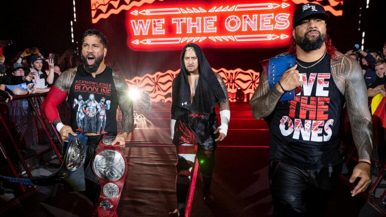 WWE Hall Of Famer Praises The Bloodline Following WWE Crown Jewel