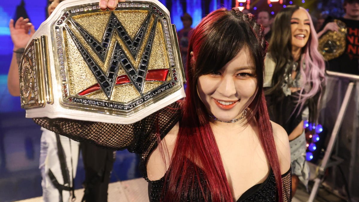 PHOTOS: IYO SKY Returns To Japan For First Time Since Winning WWE Women’s Championship