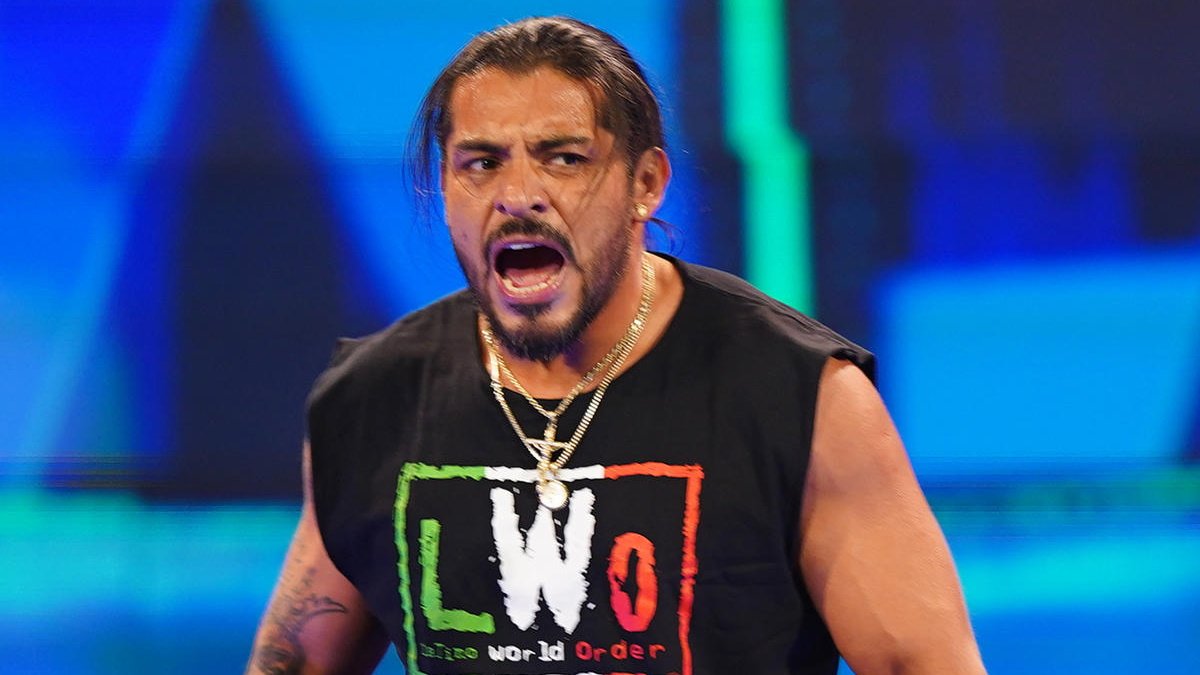WWE’s Planned New Teammates For Santos Escobar Revealed