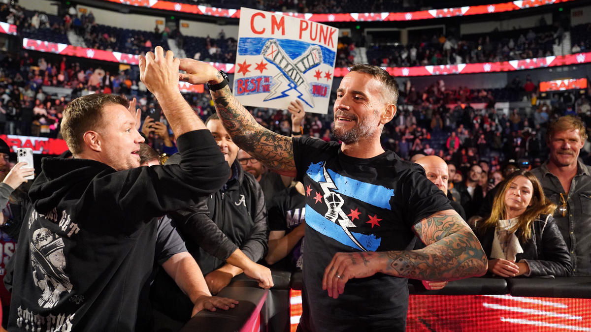 CM PUNK NOS BASTIDORES DO WWE RAW