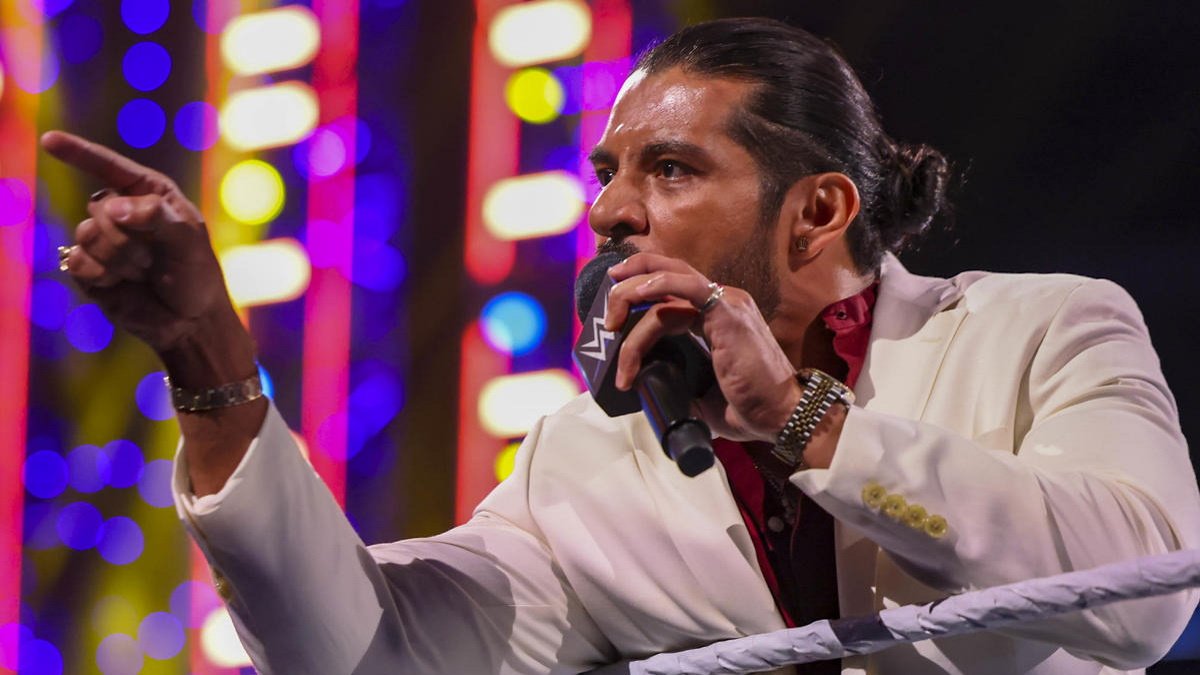 Santos Escobar Comments After Change To WWE Survivor Series Match