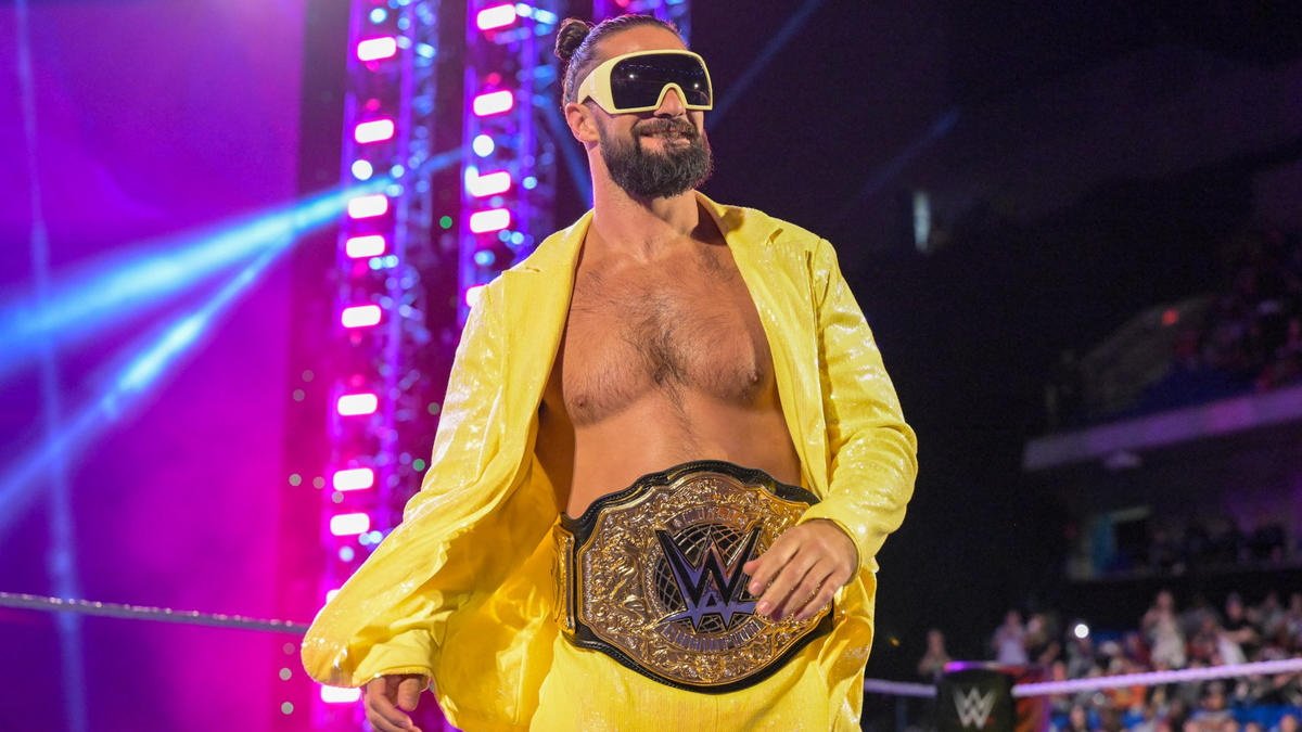 WWE Hall Of Famer Says Seth Rollins Is Like ‘A Modern Day Macho Man’