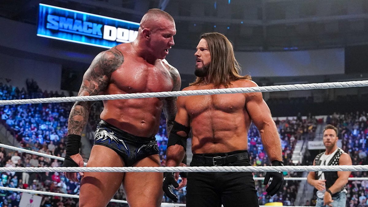 WWE SmackDown Viewership & Demo Rating Drop For December 15 Episode