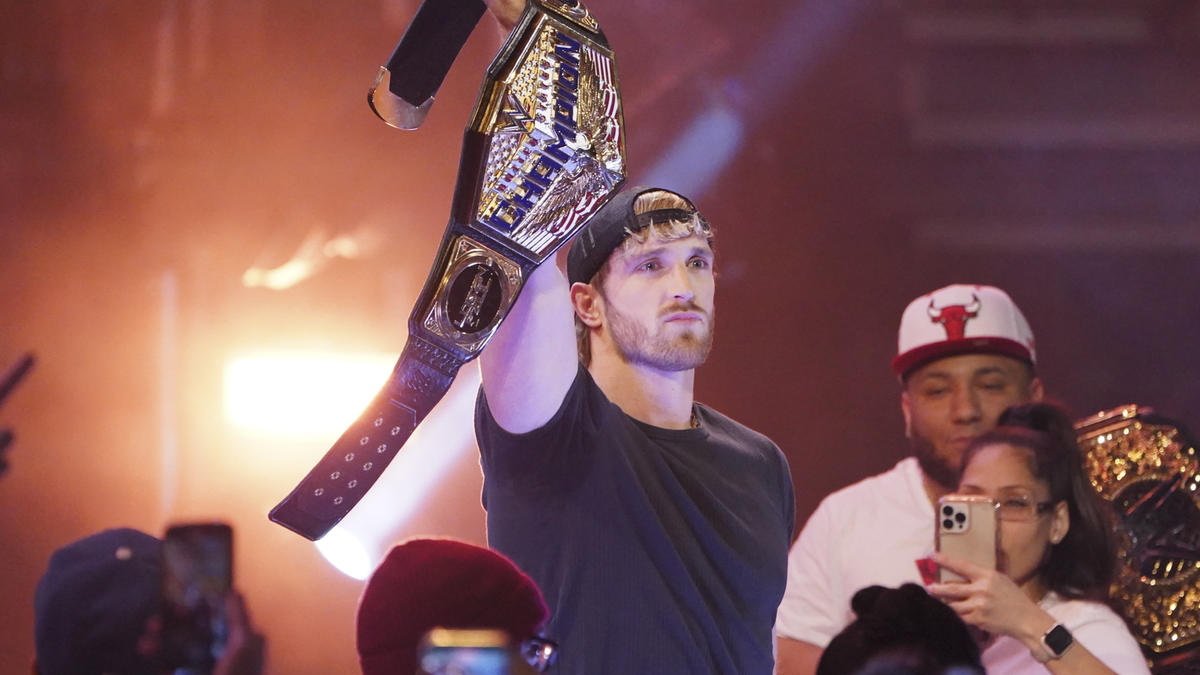 Logan Paul Sends Message To WWE Star Following SmackDown Victory