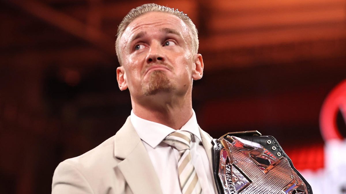 WWE Hall Of Famer Heaps Praise On NXT Champion Ilja Dragunov