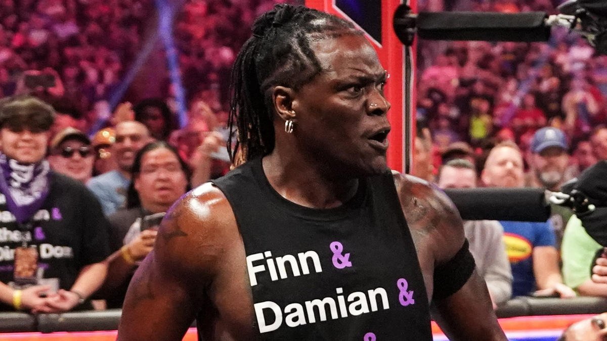 WWE Star Shares Hilarious Photo With R-Truth Ahead Of Raw
