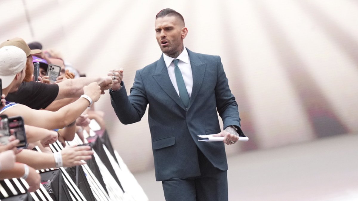 Top WWE Name Discusses Corey Graves Transitioning To Play-By-Play Commentary