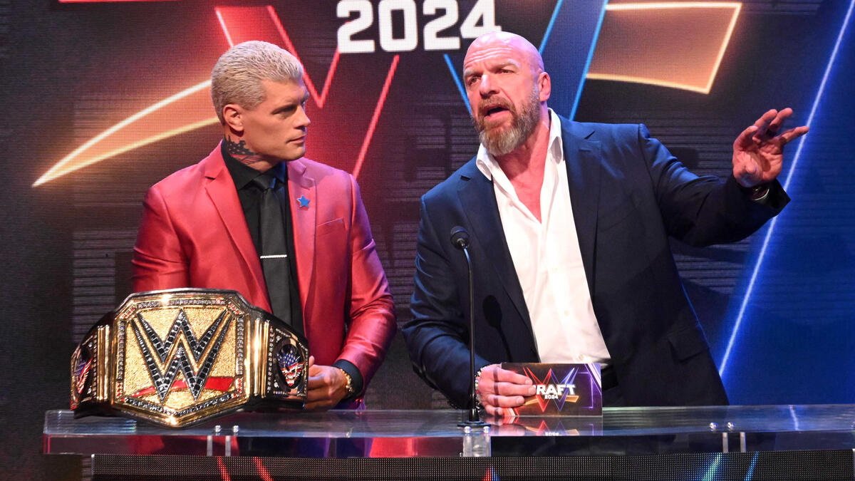 Reason So Few WWE Stars Switched Brands In WWE Draft Night One Revealed