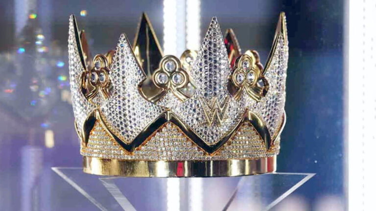 WWE Queen of the Ring crown