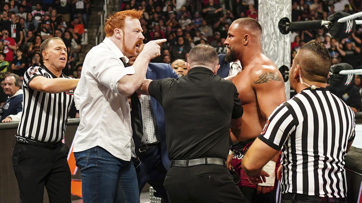 WWE Stars To Join New Bron Breakker Faction Against Seth Rollins