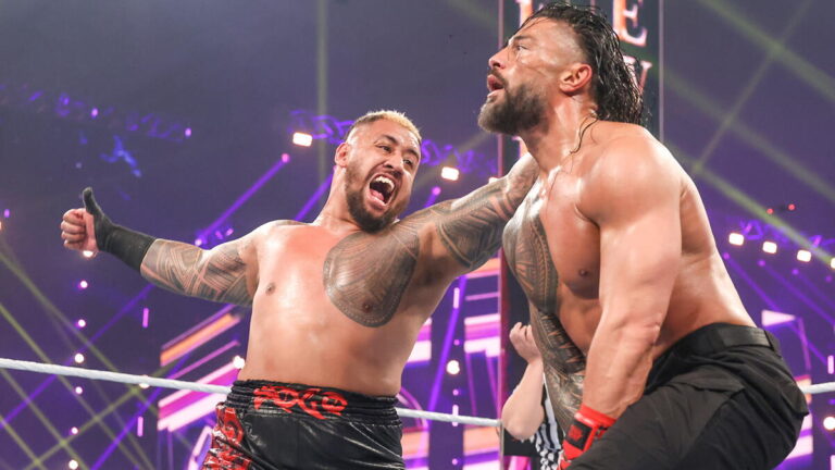 WWE star Solo Sikoa hitting Roman Reigns at WWE Crown Jewel 2024