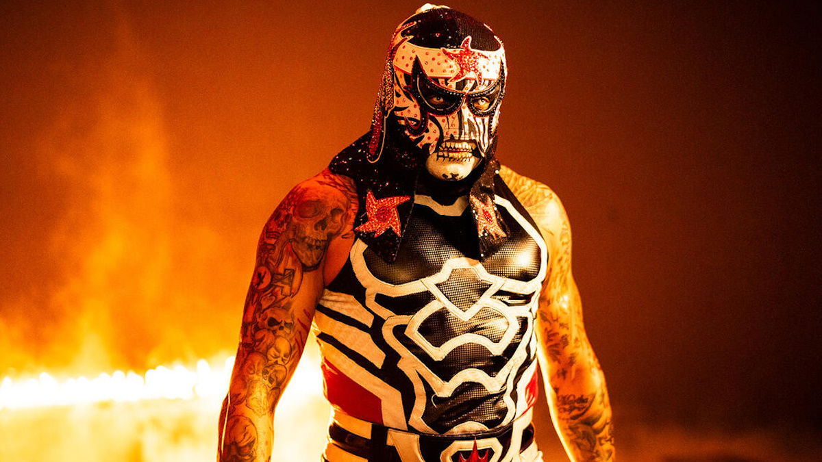 Penta Sends Cryptic Warning To WWE Faction