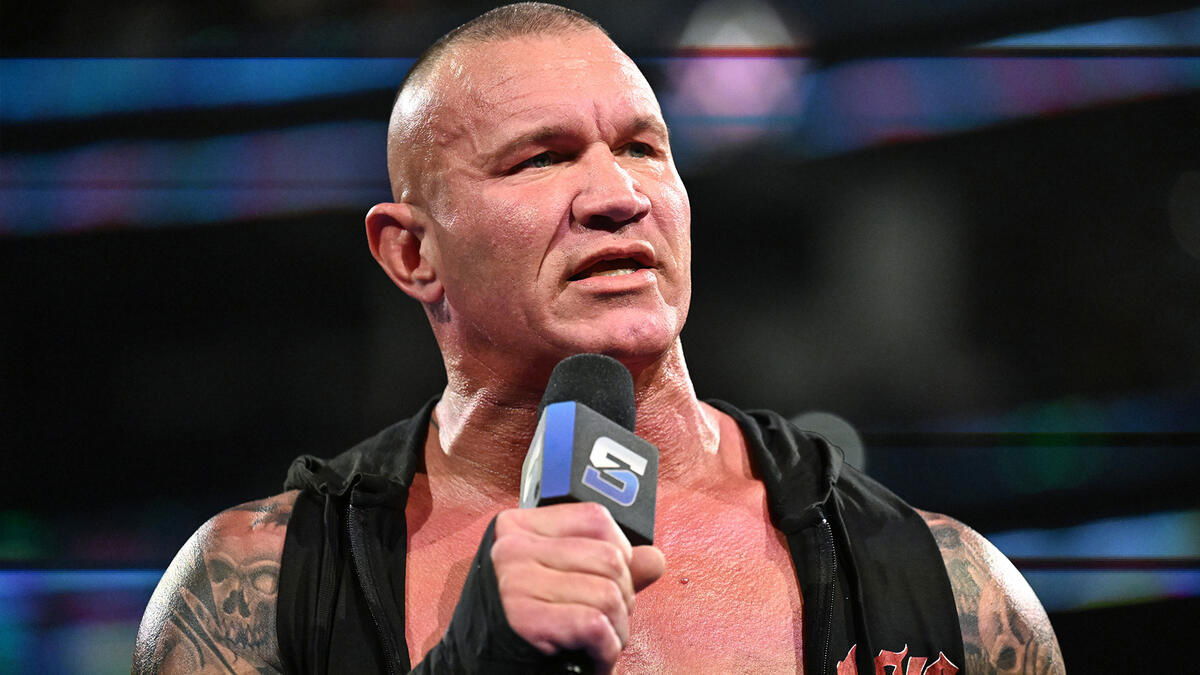 Randy Orton Hilariously Reacts To Pick Up Line Referencing Him