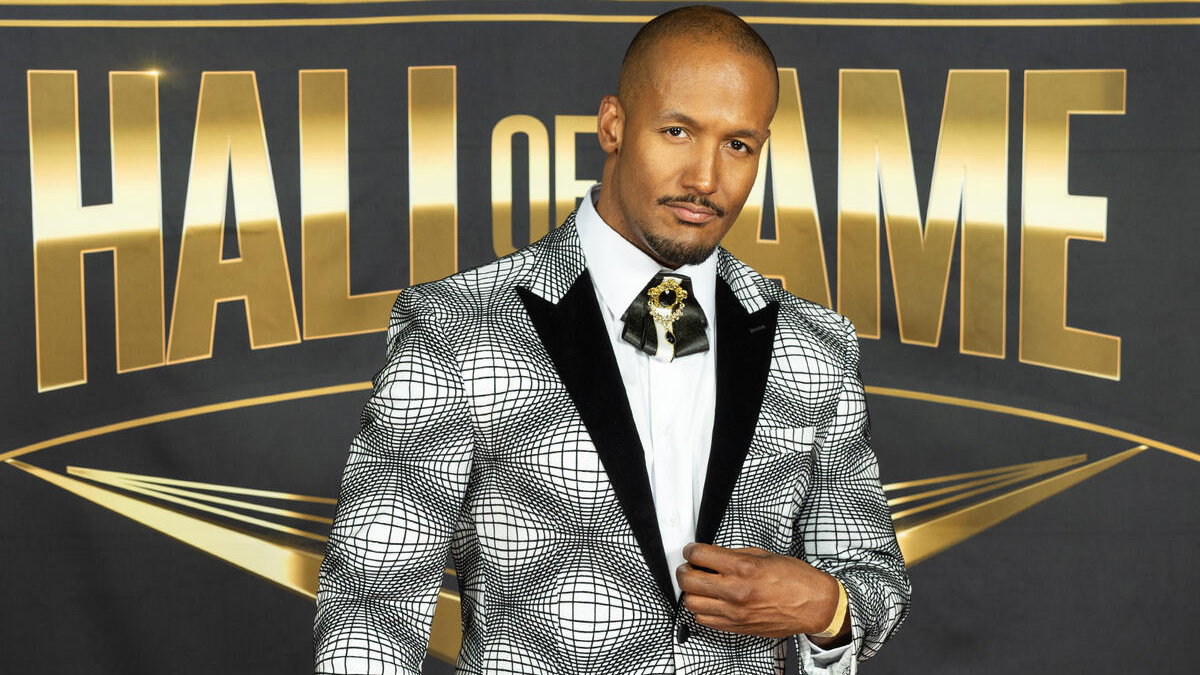 Oli Davis SHOOTS On ‘Who Is Byron Saxton?’ Storyline