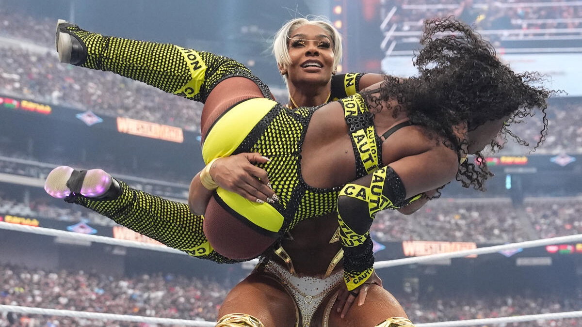 WWE stars Naomi and Jade Cargill