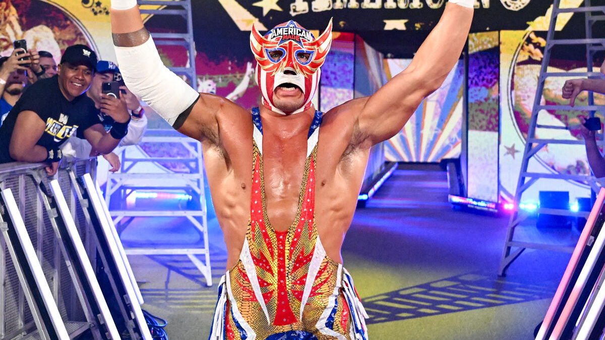 WWE star El Grande Americano