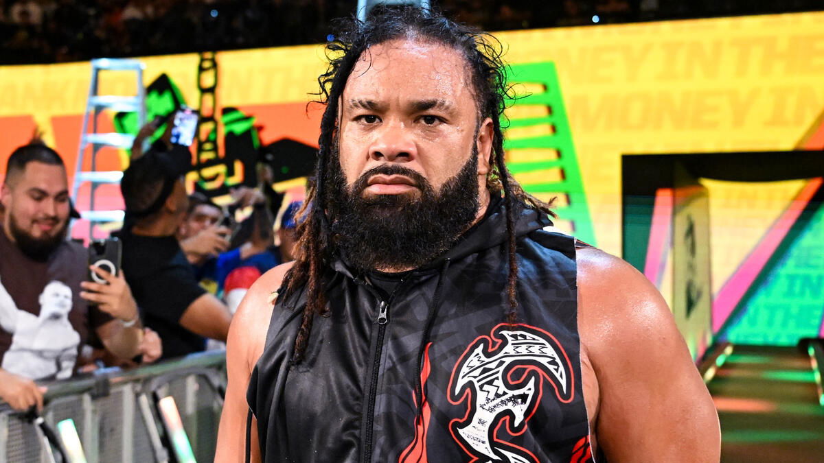 8 WWE SmackDown Roster Changes