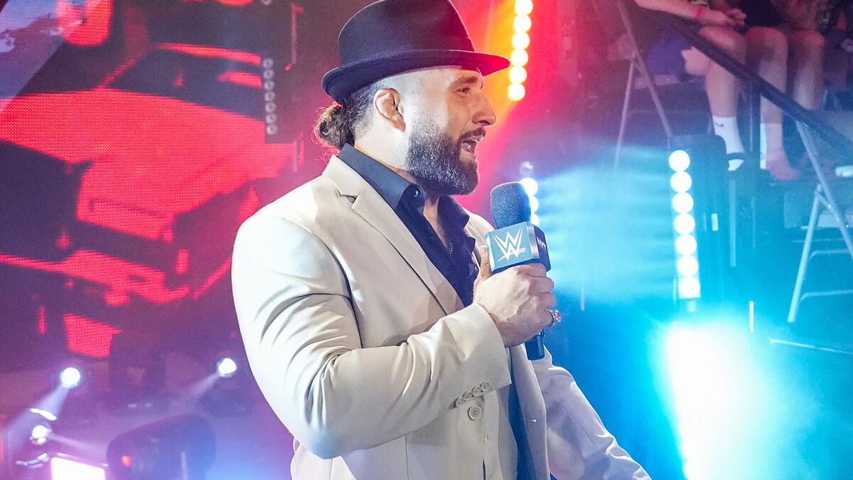 8 Debuts On WWE SmackDown