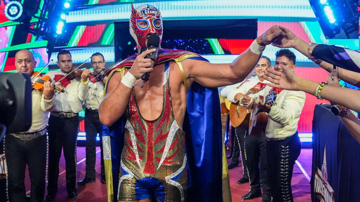 WWE star El Grande Americano