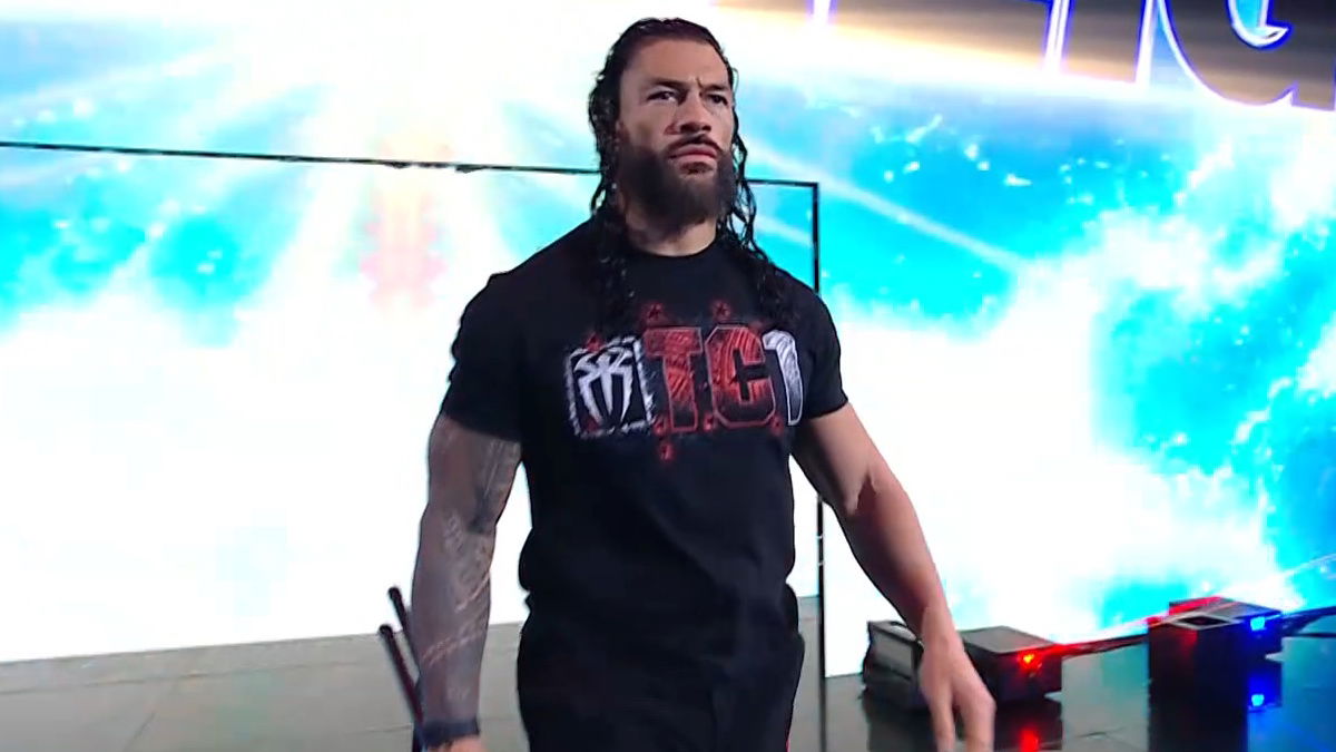 Roman Reigns Returns On WWE Raw