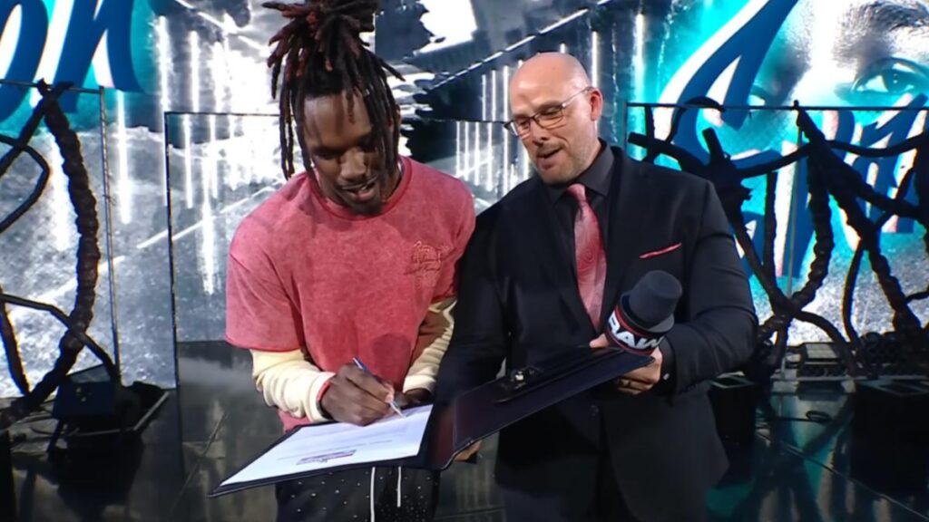 Je'Von Evans and Adam Pearce on WWE Raw