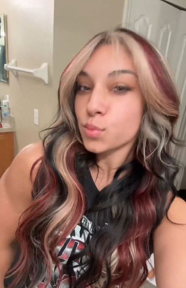 WWE Star Shows Off New Look