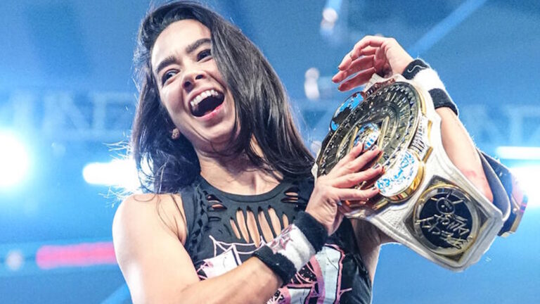 WWE Star Reacts To AJ Lee Championship Win