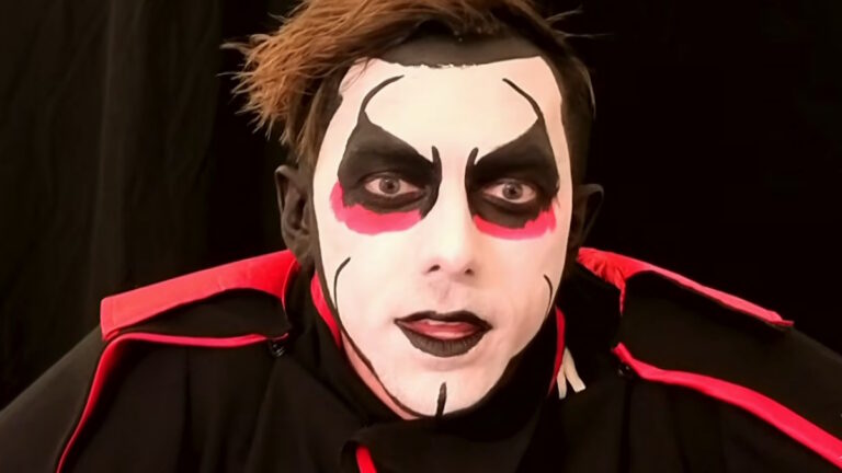 WWE star Danhausen