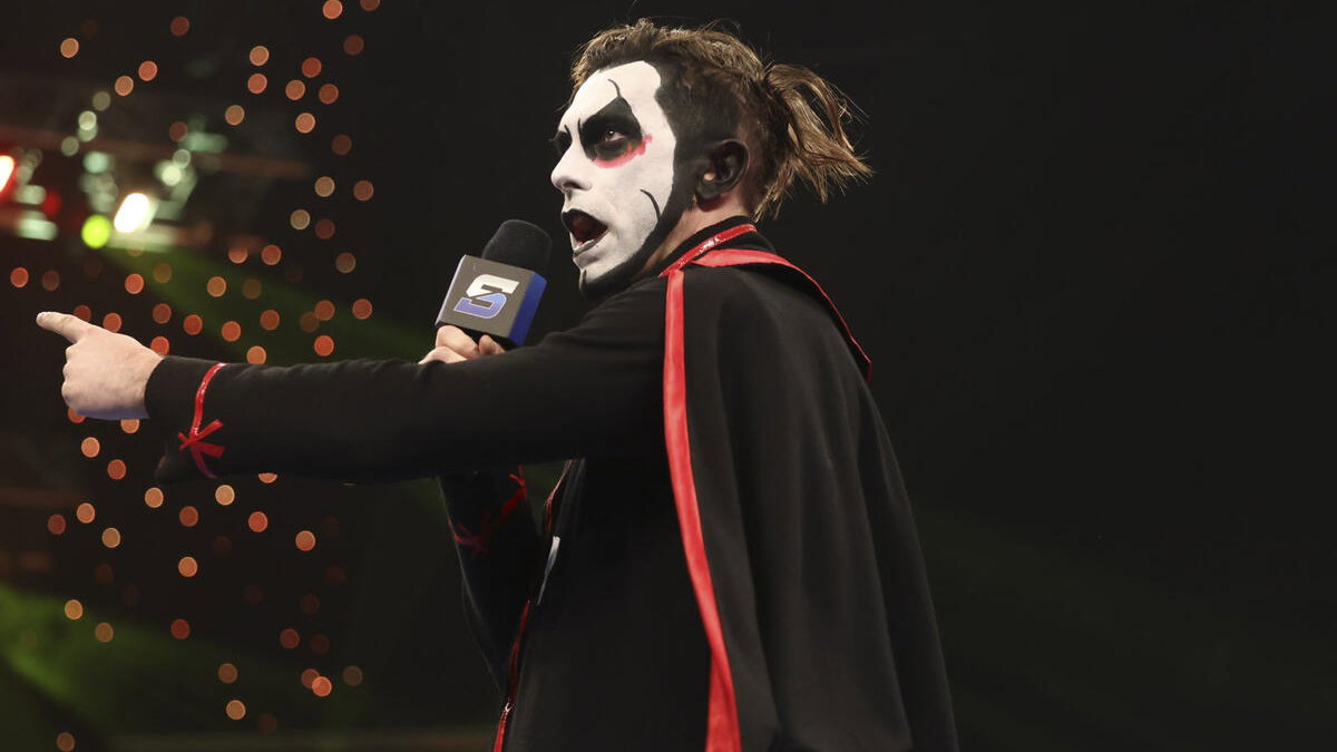 WWE star Danhausen on Smackdown