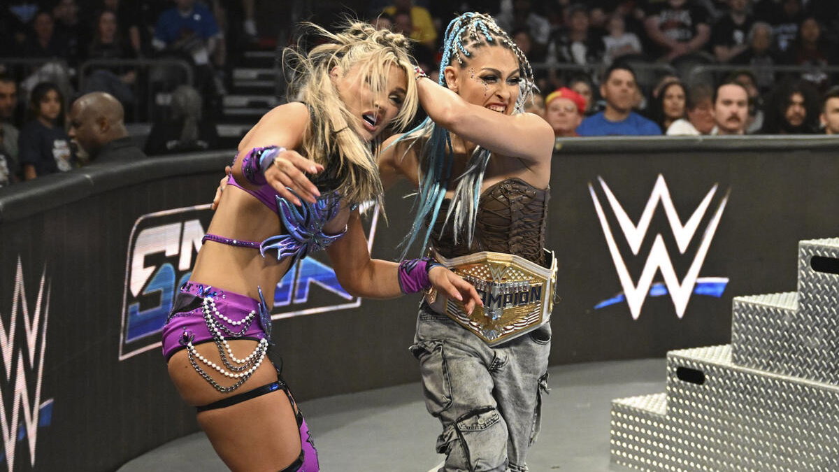 Giulia attacking Tiffany Stratton on WWE SmackDown