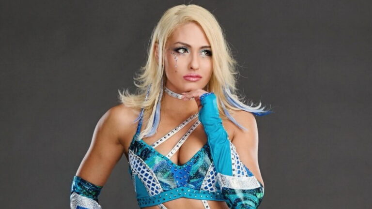 WWE star Giulia