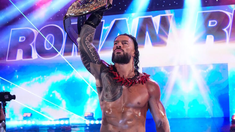 WWE World Heavyweight Champion Roman Reigns