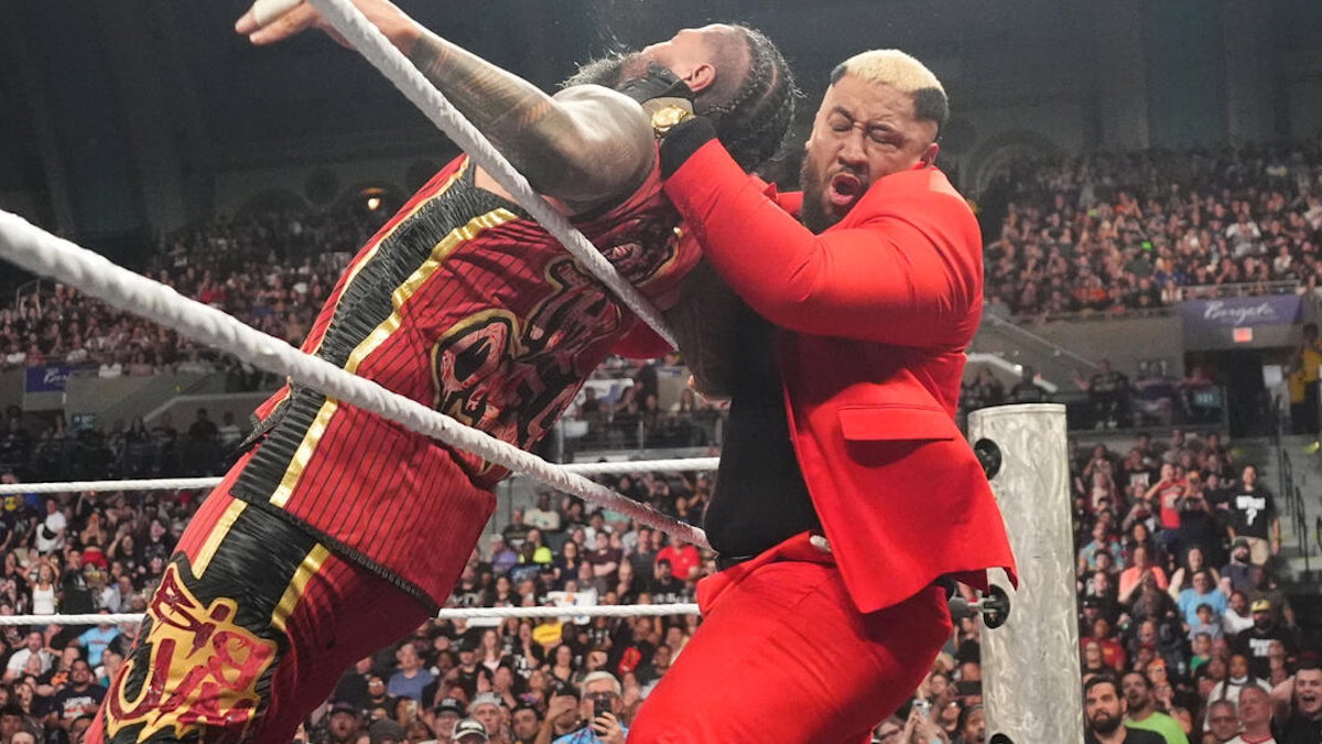Solo Sikoa attacking Jimmy Uso on WWE Raw