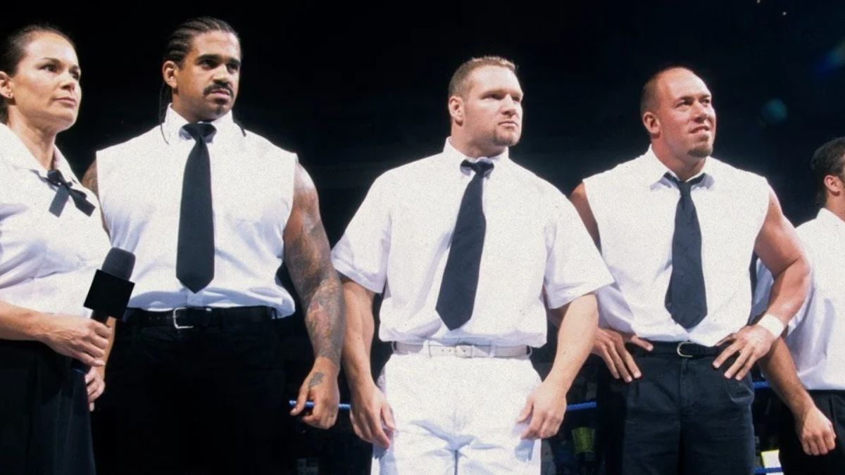 classic WWE faction right to censor