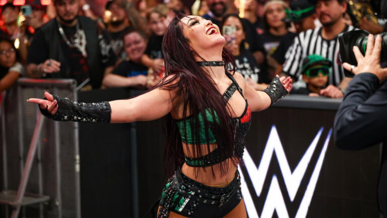 Roxanne Perez on WWE Raw