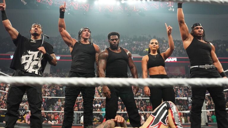 The 946 with Carmelo Hayes on WWE Raw