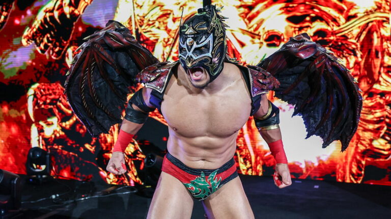 WWE's Dragon Lee